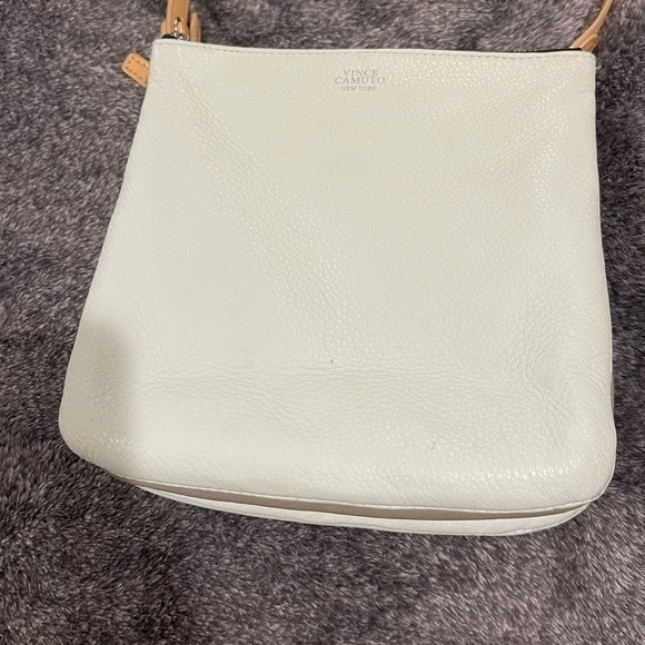 Vince Camuto mint, gray and tan‎ crossbody bag - Picture 3 of 11